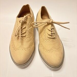 NWT Torrid Womens Tan Suede Wingtip Perforated Platform Oxfords Shoes Size 9WW